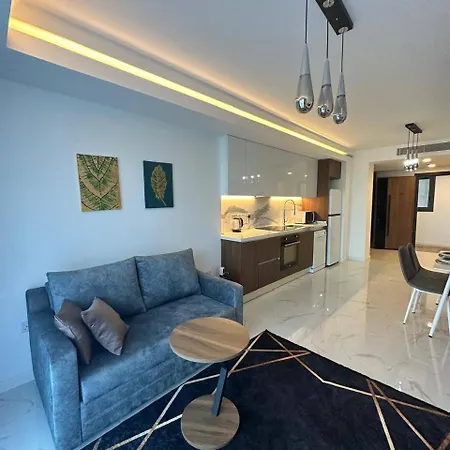 Big Lux 1bdr Grand Sapphire شقة